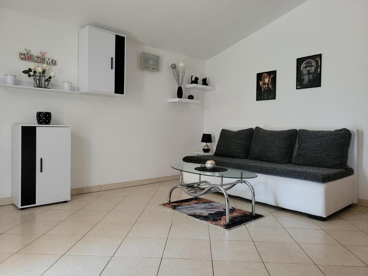 Apartman Dora PUY 외부 사진