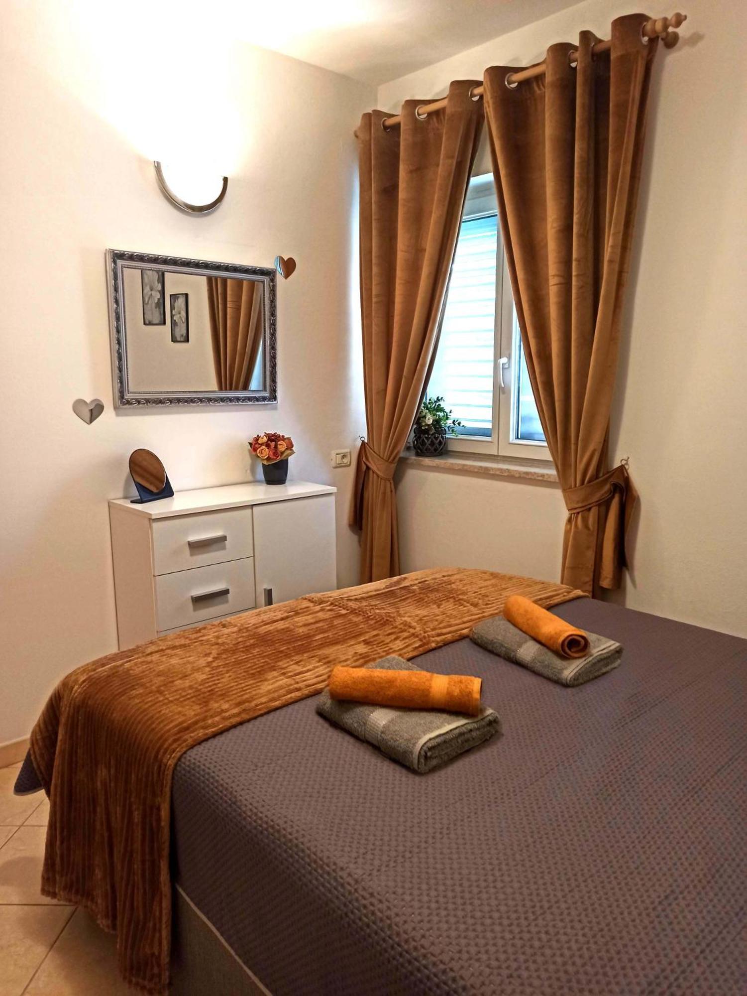 Apartman Dora PUY 외부 사진